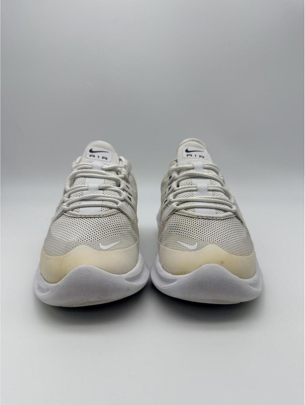 Nike Air Max Axis Women's Running Shoes Triple White Size 7 - Picture 2 of 10